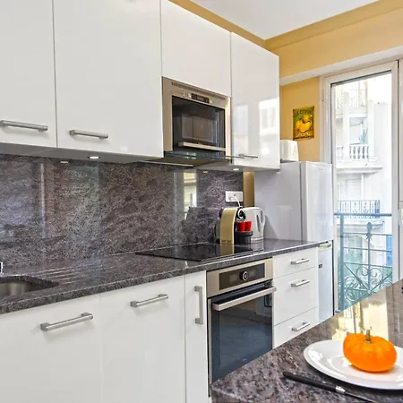 Apartmán Centre Pres De La *