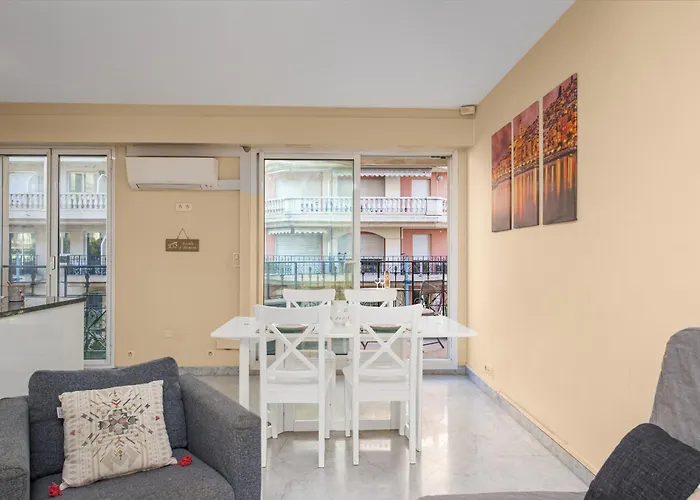 Centre Pres De La Apartamento Menton